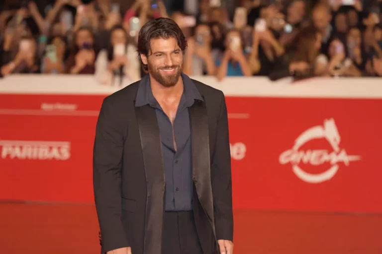 Can Yaman: 10 cose che non sai sull&rsquo;attore