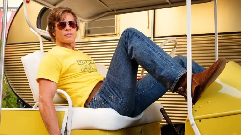 Brad Pitt torna nei panni di Cliff Booth: svelato il titolo e la data di uscita del sequel