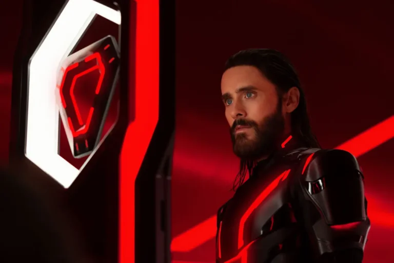 Tron: Ares arriva su Disney+!