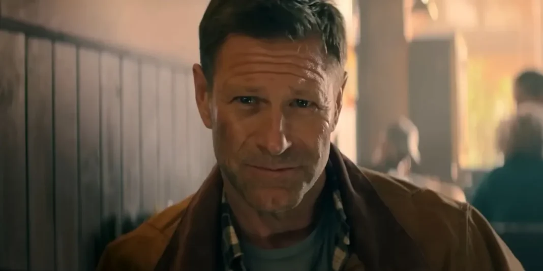 Aaron Eckhart in The Bricklayer Aaron Eckhart in The Bricklayer