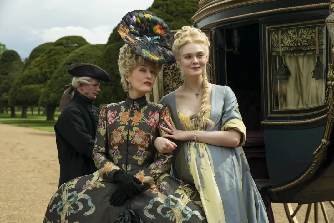 Gillian Anderson e Elle Fanning in The Great Gillian Anderson e Elle Fanning in The Great