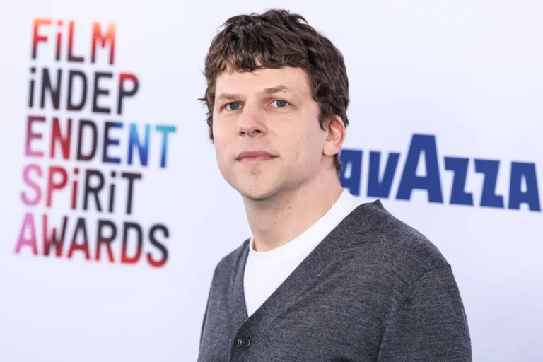 Jesse Eisenberg: 10 cose che non sai sull&rsquo;attore