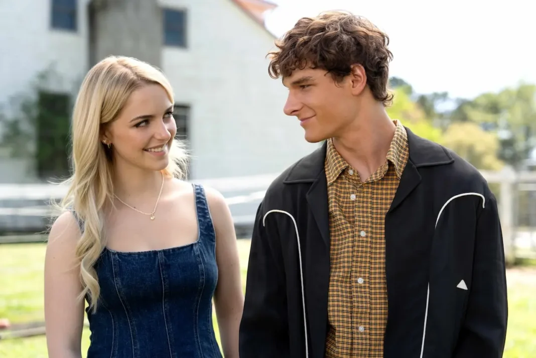 Regretting You McKenna Grace e Mason Thames regretting-you-pressione-fan-colleen-hoover-cast-regista