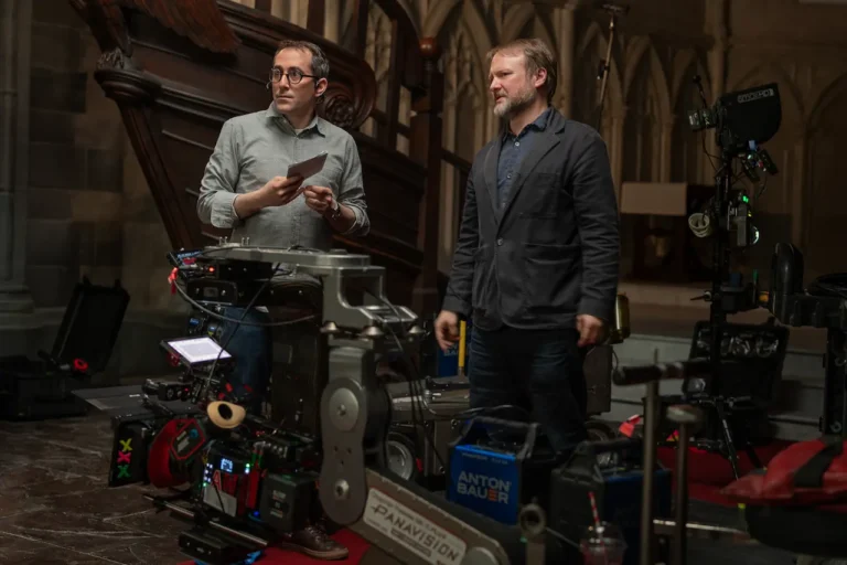 Rian Johnson spera che il futuro di Star Wars dia spazio a &ldquo;nuove voci e registi&rdquo; per raccontare &ldquo;nuove storie in quel mondo&rdquo;