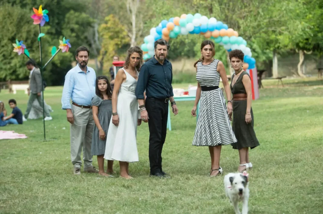 Tre di Troppo (2022) Tre di Troppo (2022)