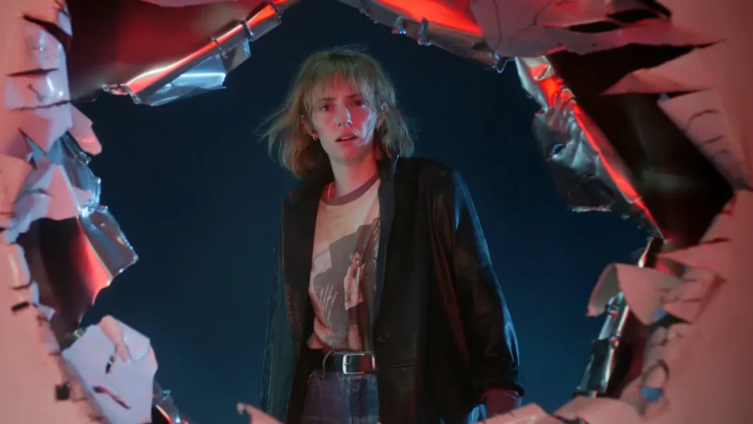 maya-hawke-as-robin-in-stranger-things-season-5 maya-hawke-as-robin