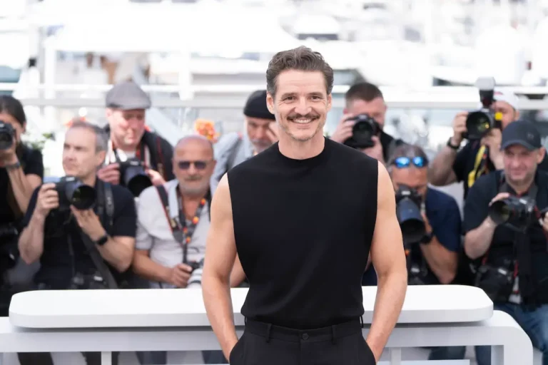 Perch&eacute; il volto di Pedro Pascal non sar&agrave; sempre nascosto The Mandalorian &&nbsp;Grogu