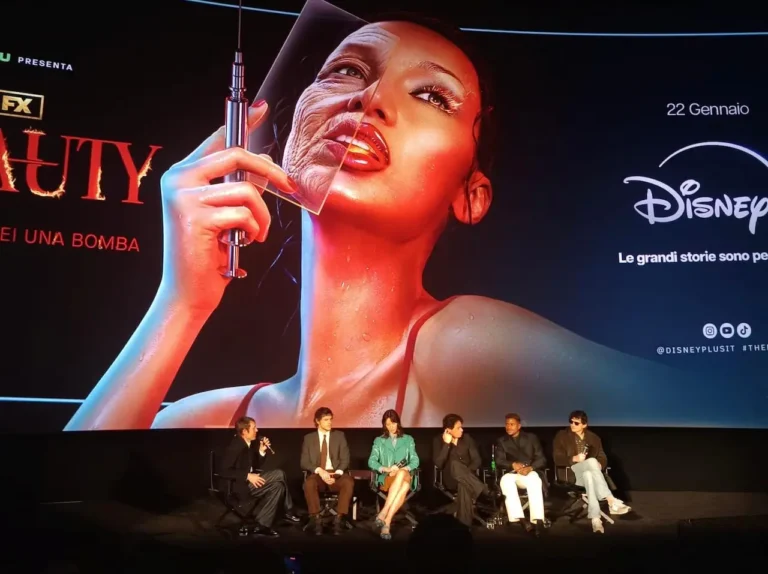 Evan Peters e Ashton Kutcher presentano The Beauty a Roma
