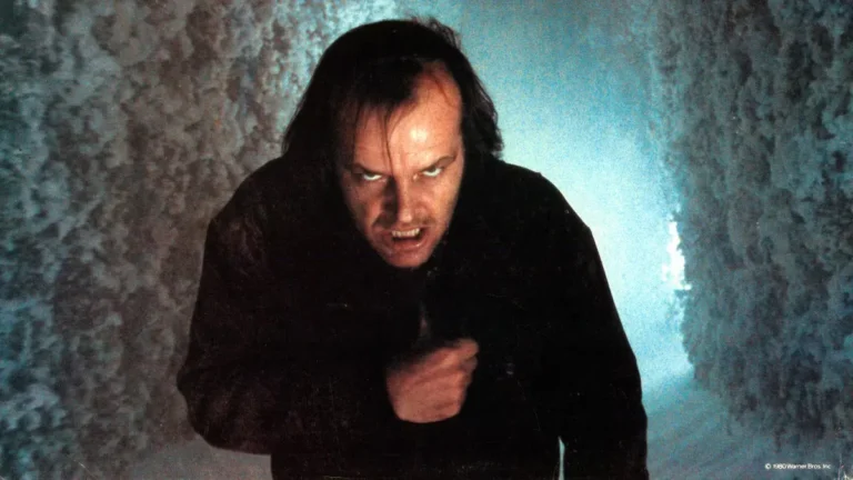 The Shining, spiegazione del finale: perch&eacute; Jack &egrave; nella foto?