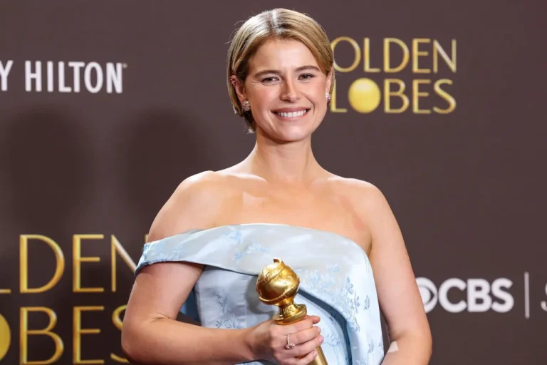Jessie Buckley: 10 cose che non sai sull&rsquo;attrice britannica