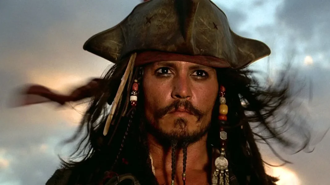 Johnny-Depp-as-Captain-Jack-Sparrow-in-Pirates-of-the-Caribbean-The-Curse-of-the-Black-Pearl Pirati dei Caraibi 6