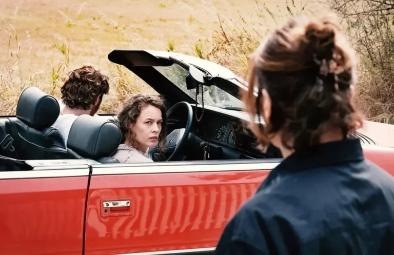 Miroirs No. 3 &ndash; Il mistero di Laura, una clip esclusiva dal film