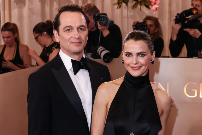 The Diplomat: Keri Russell rende omaggio alle vere figure diplomatiche dietro la serie Netflix The Diplomat: Keri Russell rende omaggio alle vere figure diplomatiche dietro la serie Netflix