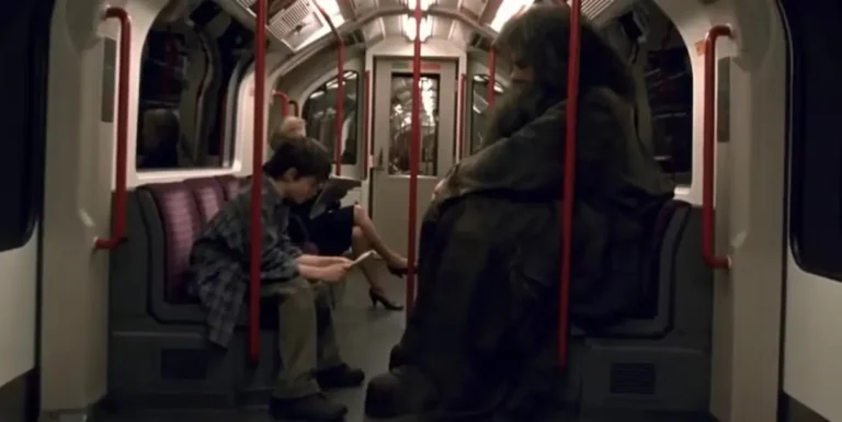 La serie &ldquo;Harry Potter&rdquo; della HBO includer&agrave; una scena non canonica con Hagrid che era stata tagliata dal primo film