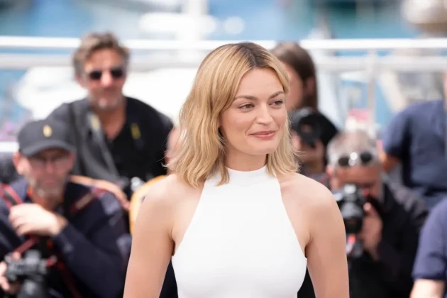 Emma Mackey al Festival di Cannes 2026