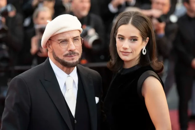 John e Ella Bleu Travolta