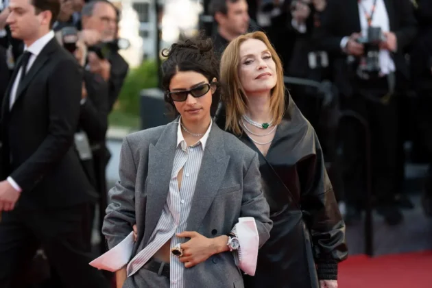 Odessa A'zion e Isabelle Huppert