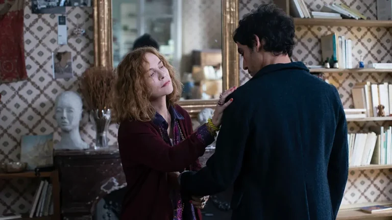 Parallel Tales, recensione: la finestra di Asghar Farhadi sulle vite parigine &ndash; Cannes 79