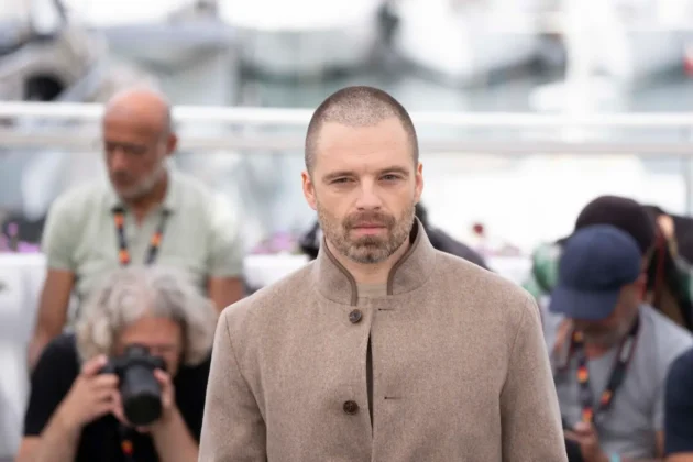 Sebastian Stan al photocall al festival di cannes 2026_1