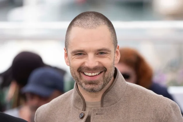 Sebastian Stan al photocall al festival di cannes 2026_1