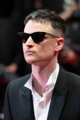Tom Sturridge al Festival di Cannes 2026