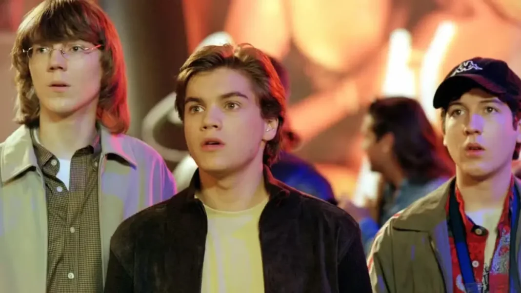 La ragazza della porta accanto (The Girl Next Door, 2004)