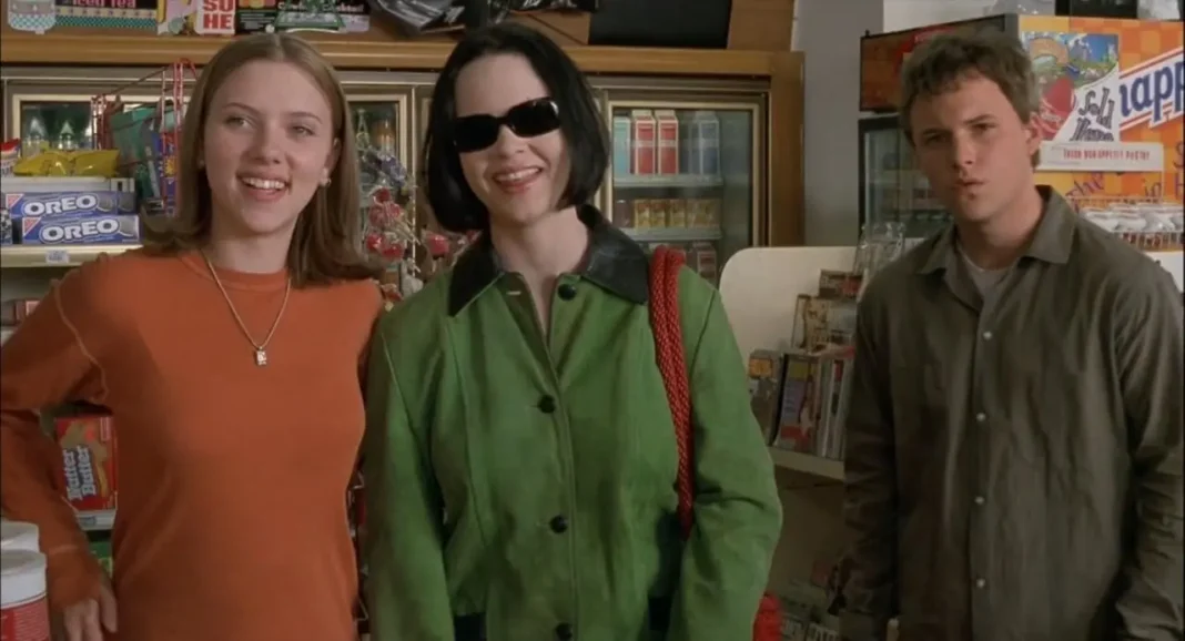 Thora Birch, Brad Renfro e Scarlett Johansson in Ghost World (2001)