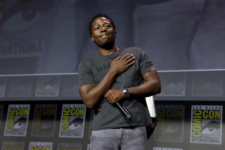 Chi &egrave; David Jonsson, il nuovo Black Panther del MCU? Tutto sull&rsquo;attore scelto da Marvel Studios per raccogliere l&rsquo;eredit&agrave; di T&rsquo;Challa