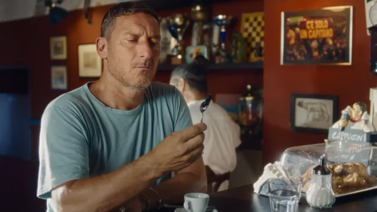 Francesco Totti protagonista dello spot di Spider-Man: Brand New Day