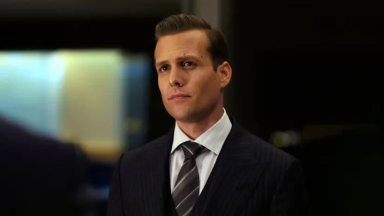 Suits: perch&eacute; la frase pi&ugrave; iconica di Harvey Specter continua a definire l&rsquo;intera serie dopo 14 anni