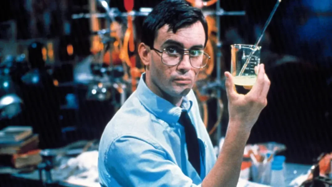 jeffrey-combs-in-bride-of-re-animator h p lovecraft H.P. Lovecraft