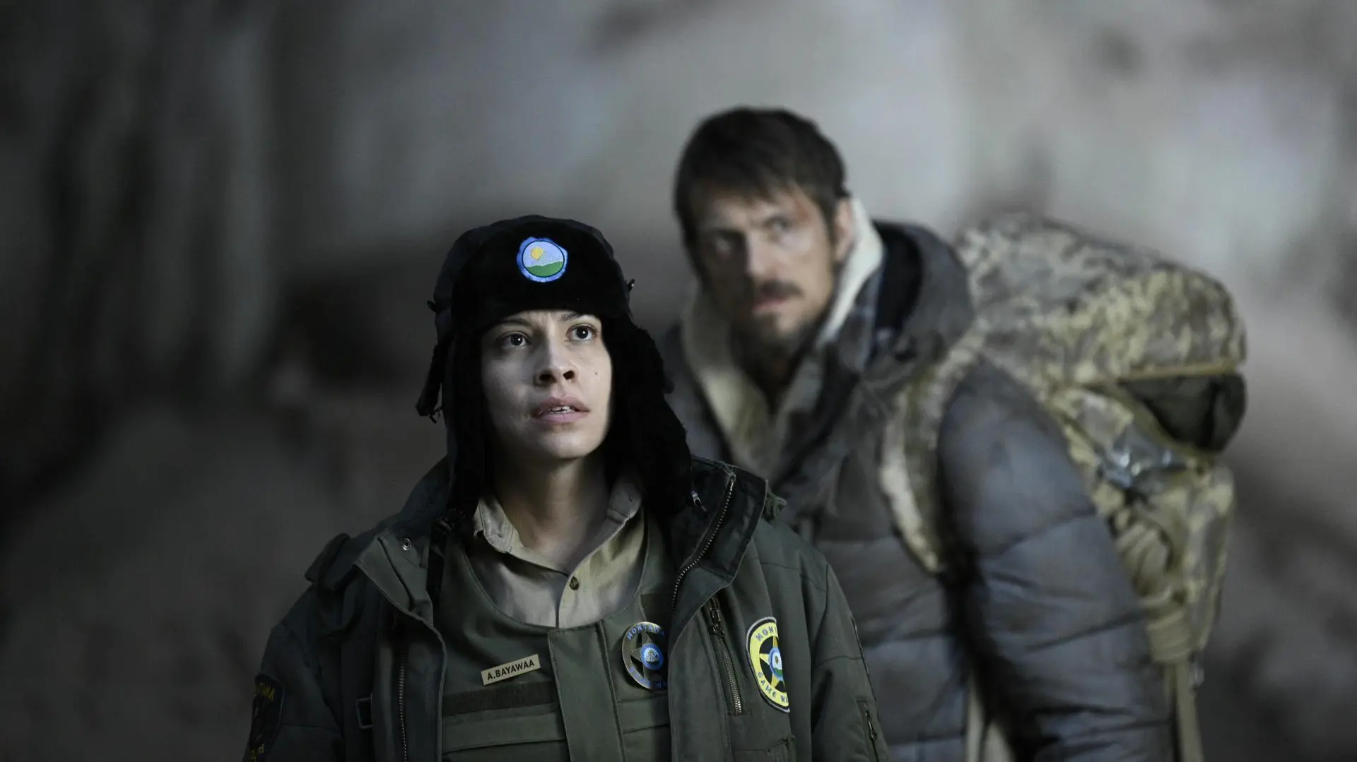 Cara Jade Myers e Joel Kinnaman in Icefall - Caccia sul ghiaccio