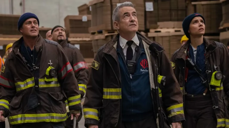 Chicago Fire &ndash; Stagione 15: le foto dal set avvalorano la teoria sulla morte di un personaggio chiave