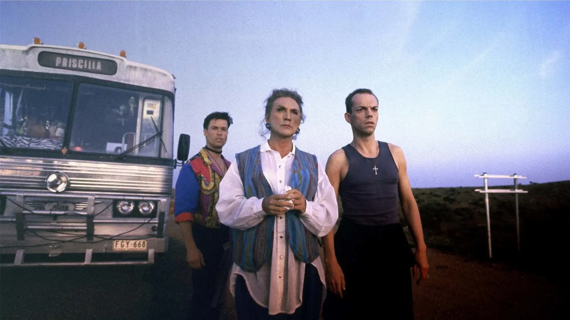 Guy Pearce, Terrence Stamp e Hugo Weaving in Priscilla la regina del deserto