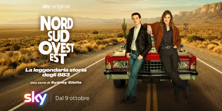 Nord Sud Ovest Est, il trailer anticipa il momento che cambierà per sempre la storia degli 883 Nord Sud Ovest Est, il trailer anticipa il momento che cambierà per sempre la storia degli 883