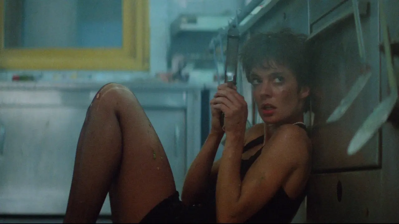 Anne Parillaud nel film Nikita