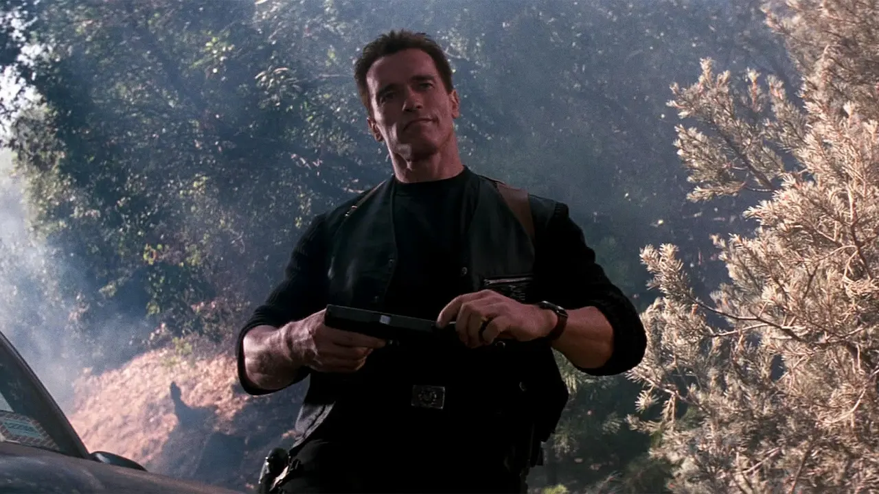 Arnold Schwarzenegger in L'eliminatore - Eraser