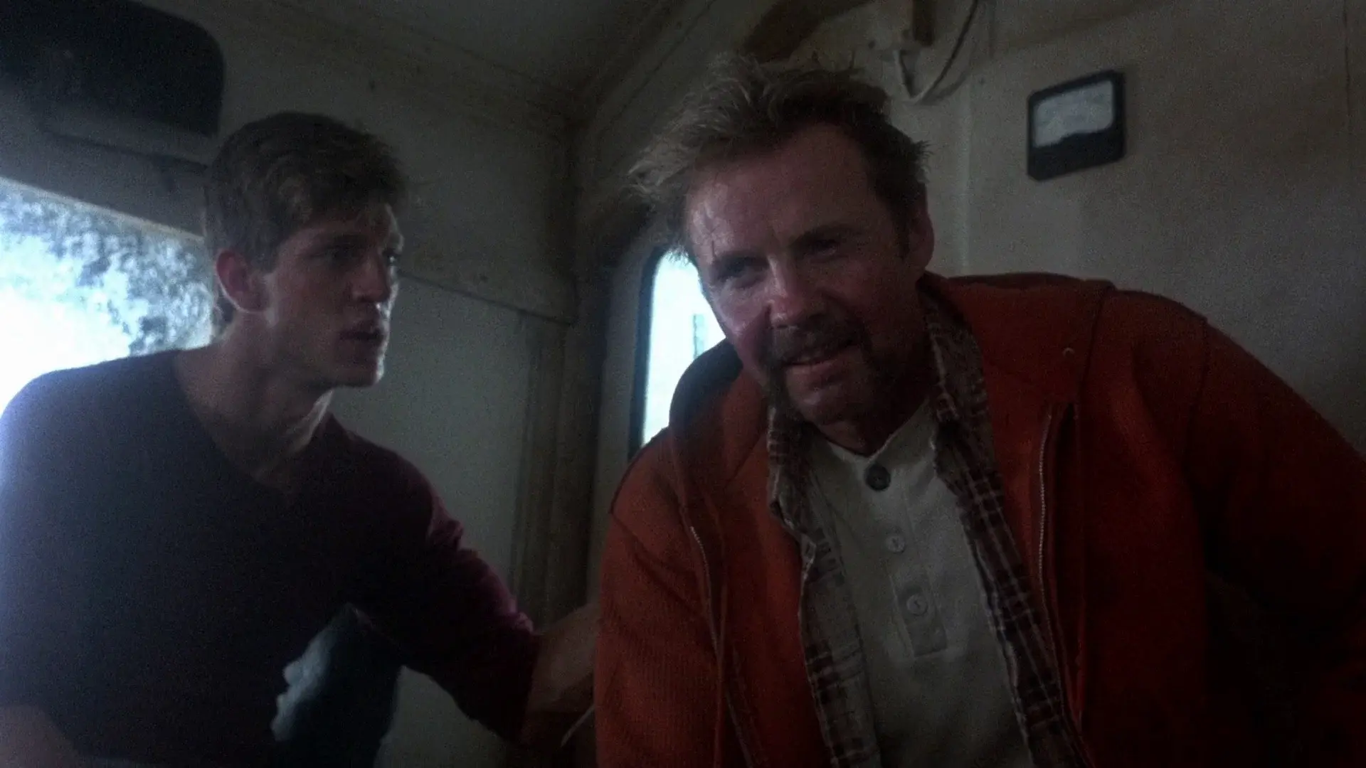 Eric Roberts e Jon Voight in A 30 secondi dalla fine