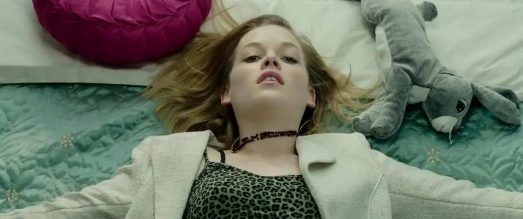 Jane Levy in Man in the Dark (2016) Jane Levy in Man in the Dark (2016)