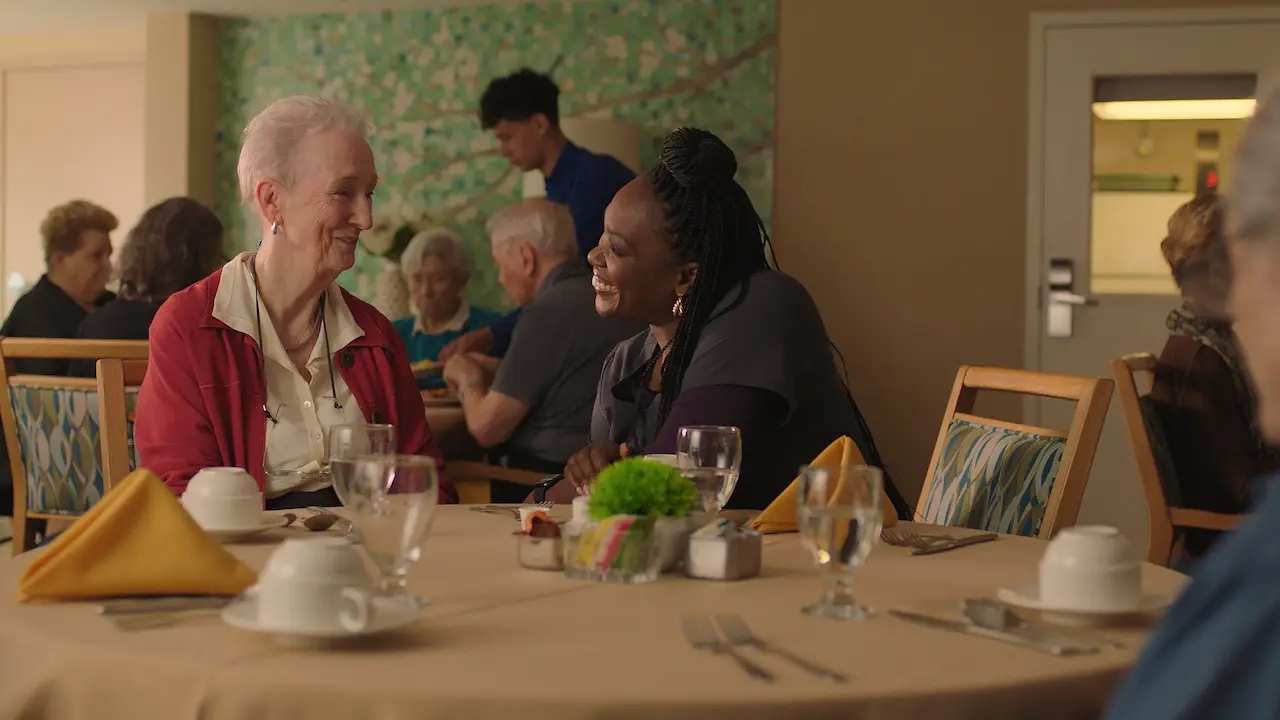 Kathleen Chalfant e Carolyn Michelle in Famiiliar Touch