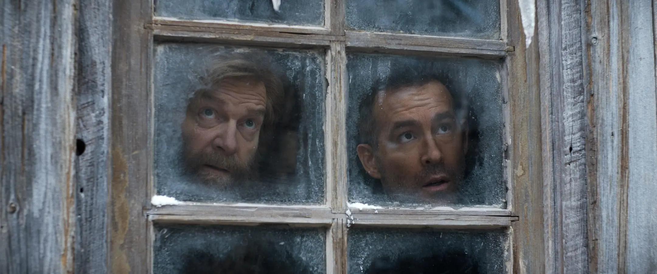 Kenneth Branagh e Ryan Reynolds in *Mayday* (2026)