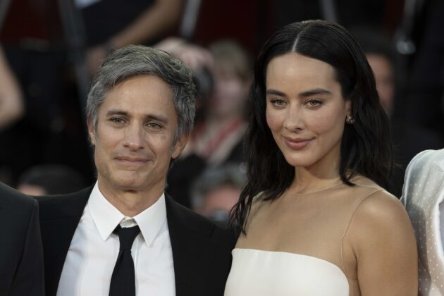 Gael García Bernal, Esmeralda Pimentel