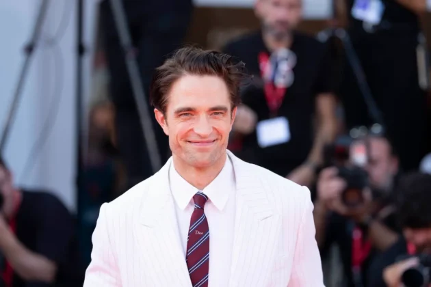 Robert Pattinson