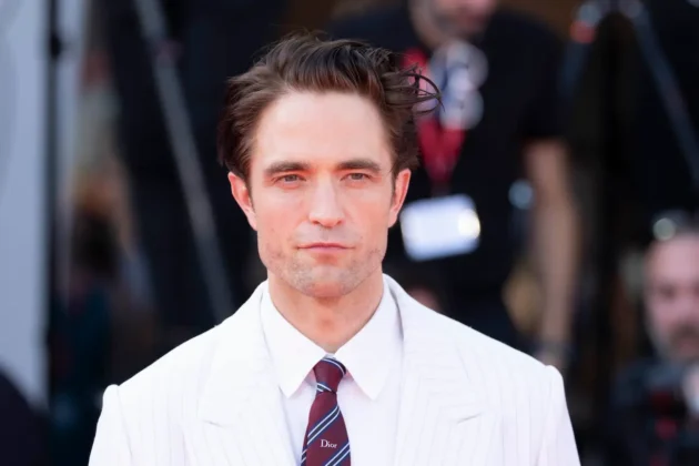 Robert Pattinson