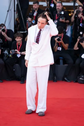 Robert Pattinson
