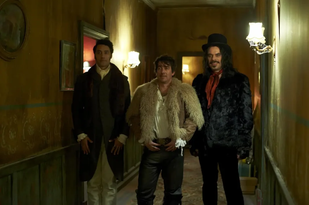 Taika Waititi, Jemaine Clement e Jonny Brugh in Vita da vampiro - What We Do in the Shadows (2014)