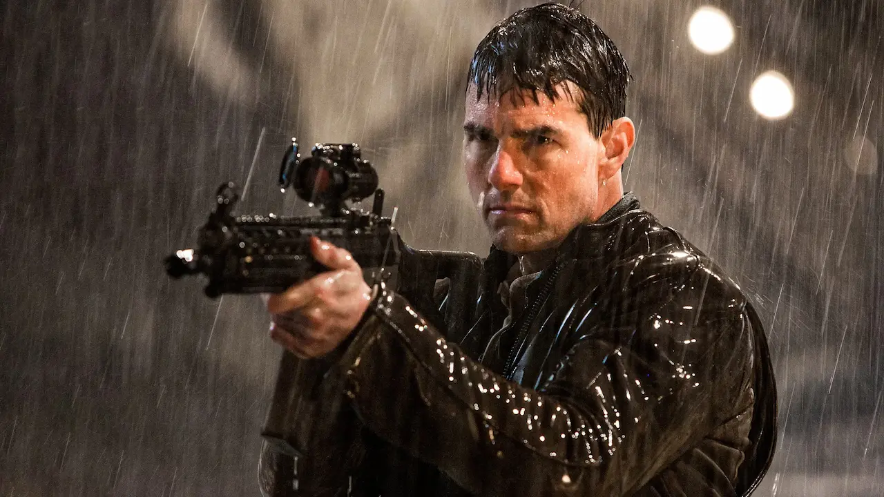 Tom Cruise nel film Jack Reacher - La prova decisiva