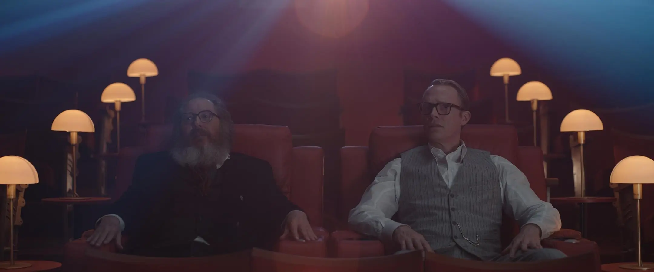 James Spader e Paul Bettany in VisionQuest (2026)