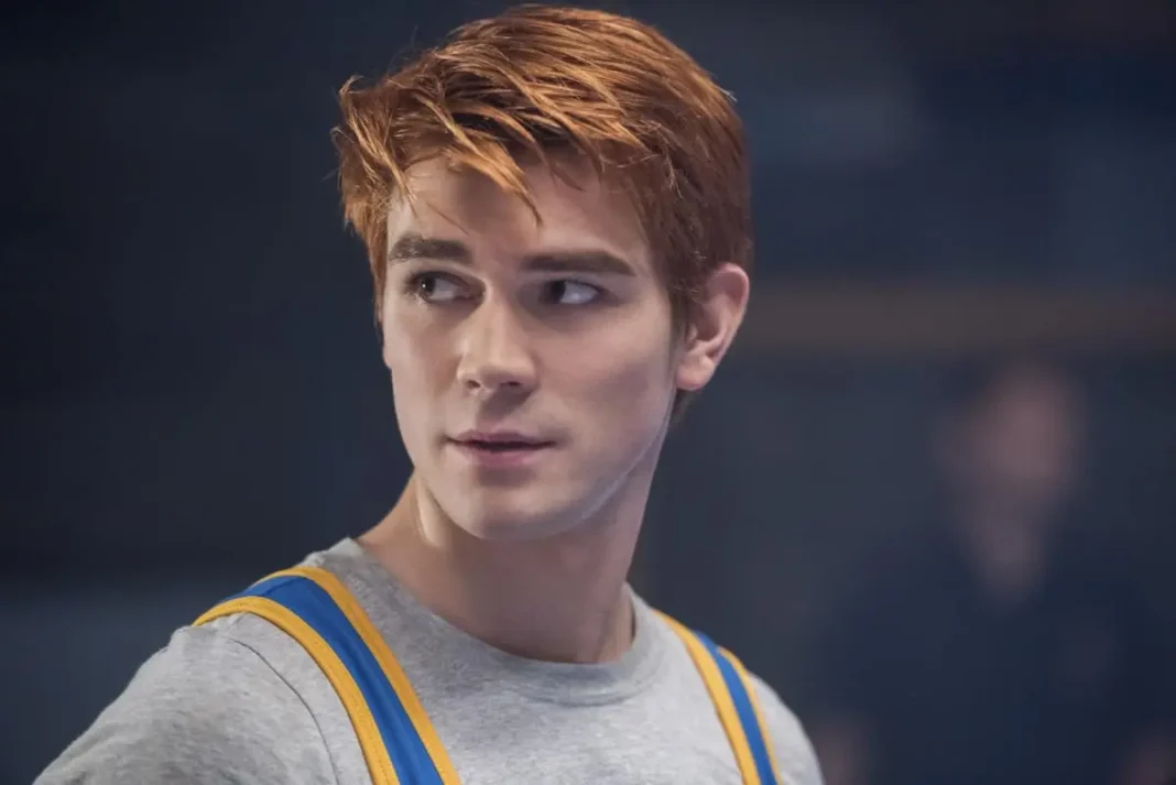 KJ Apa in Riverdale (2017) KJ Apa in Riverdale (2017)