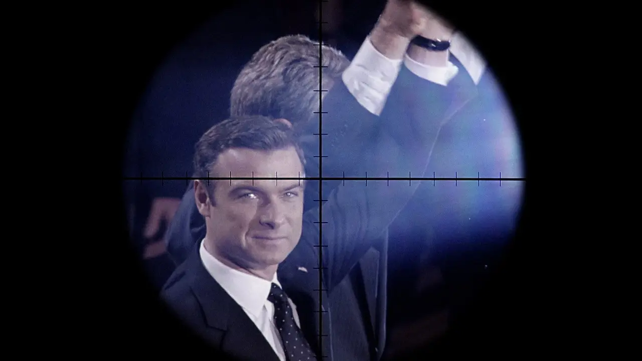 Liev Schreiber in The Manchurian Candidate